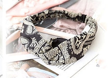 Load image into Gallery viewer, Elastic cross sports hair band ladies